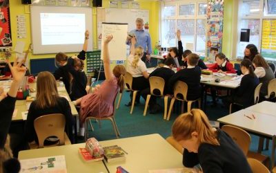 Primary school pupils become Mini-Medics